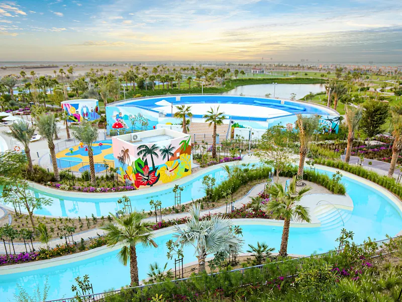 Garden View Tower 2'de Malibu Plajı ve su parkı