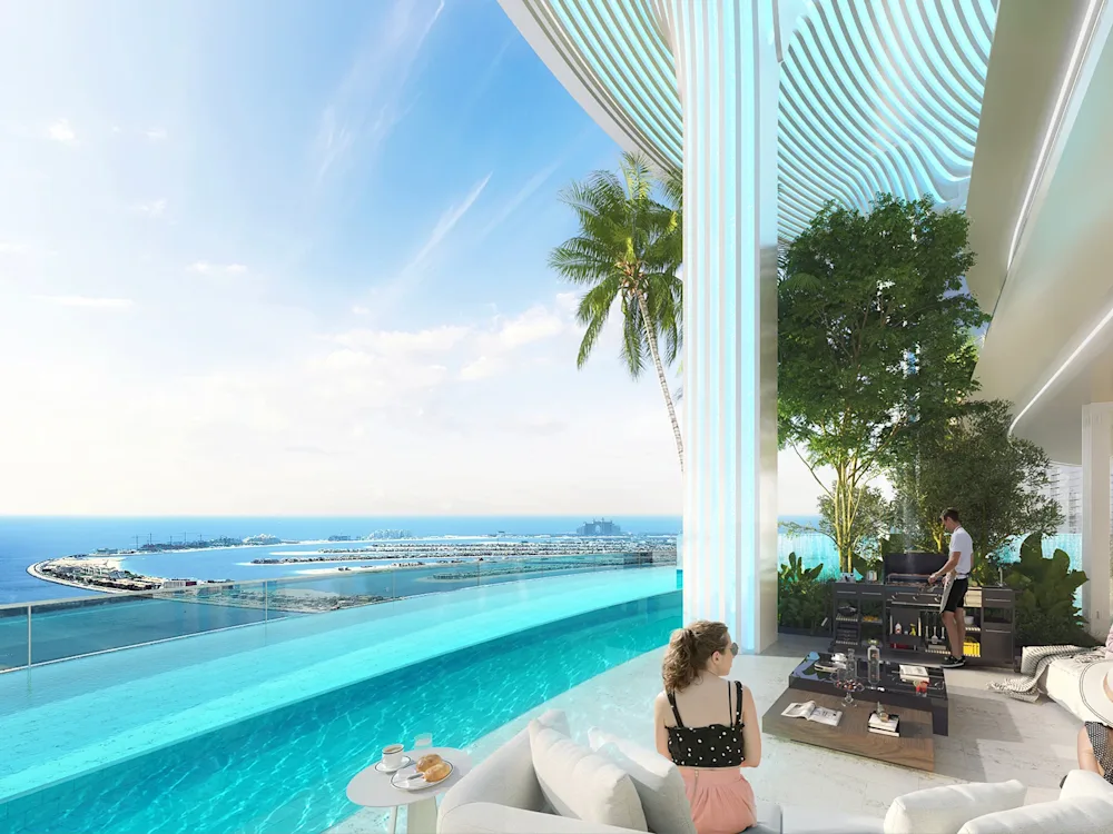 Sky Island kulesinin çatısında plaj