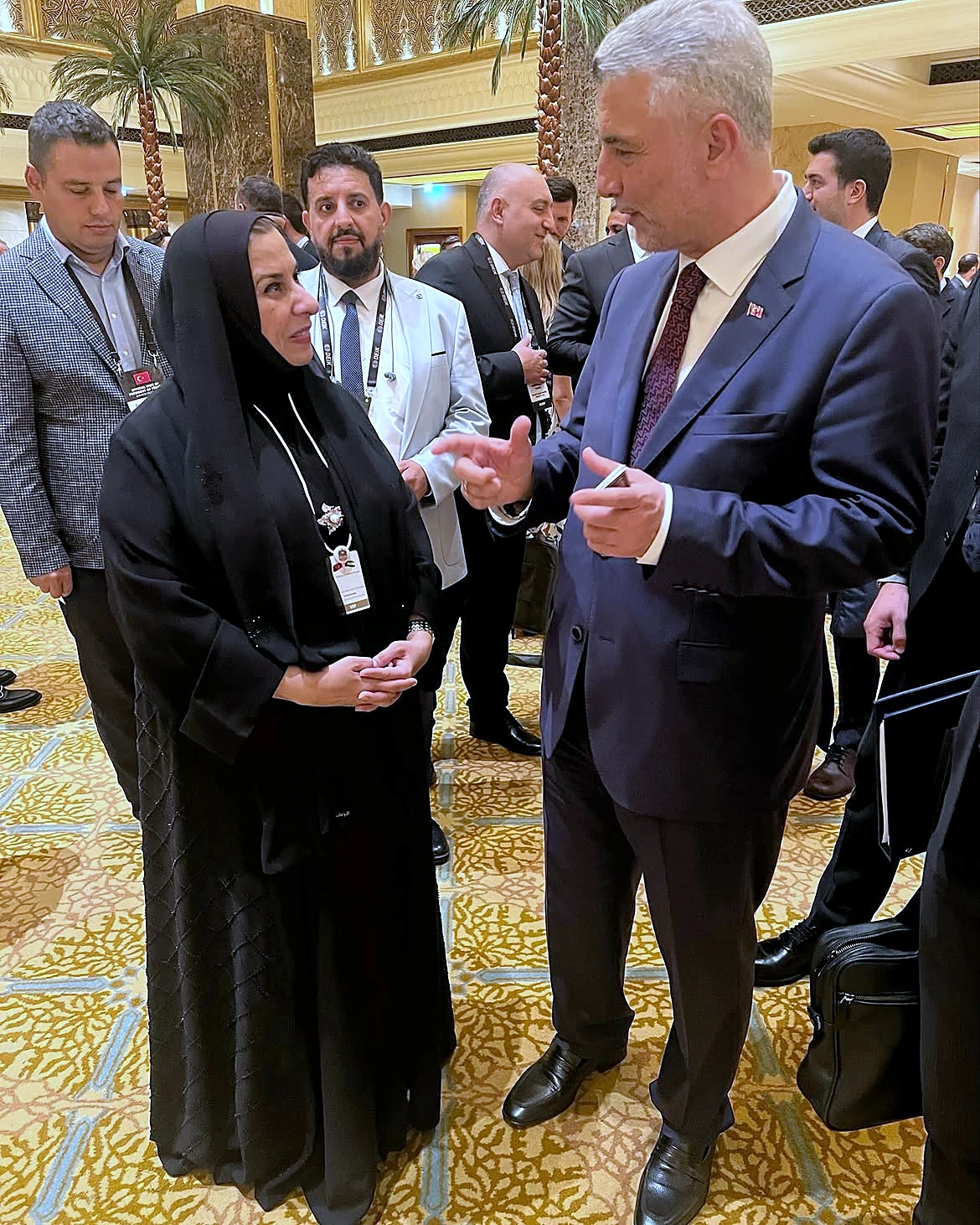BAE Kadın İş İnsanları Konseyi Başkanı Sayın Farida Abdullah Al Awadi, Ticaret Bakanı Sayın Prof. Dr. Ömer Bolat ile